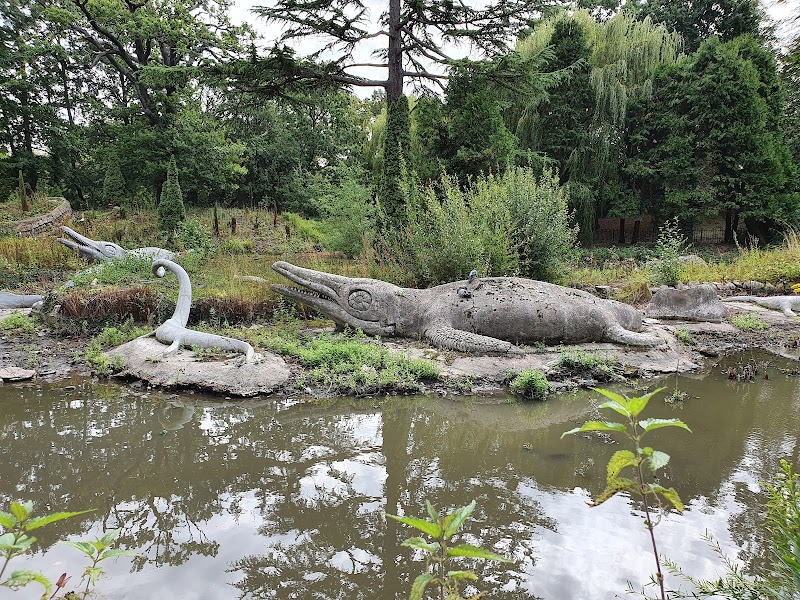 Crystal Palace Dinosaurs photo 3