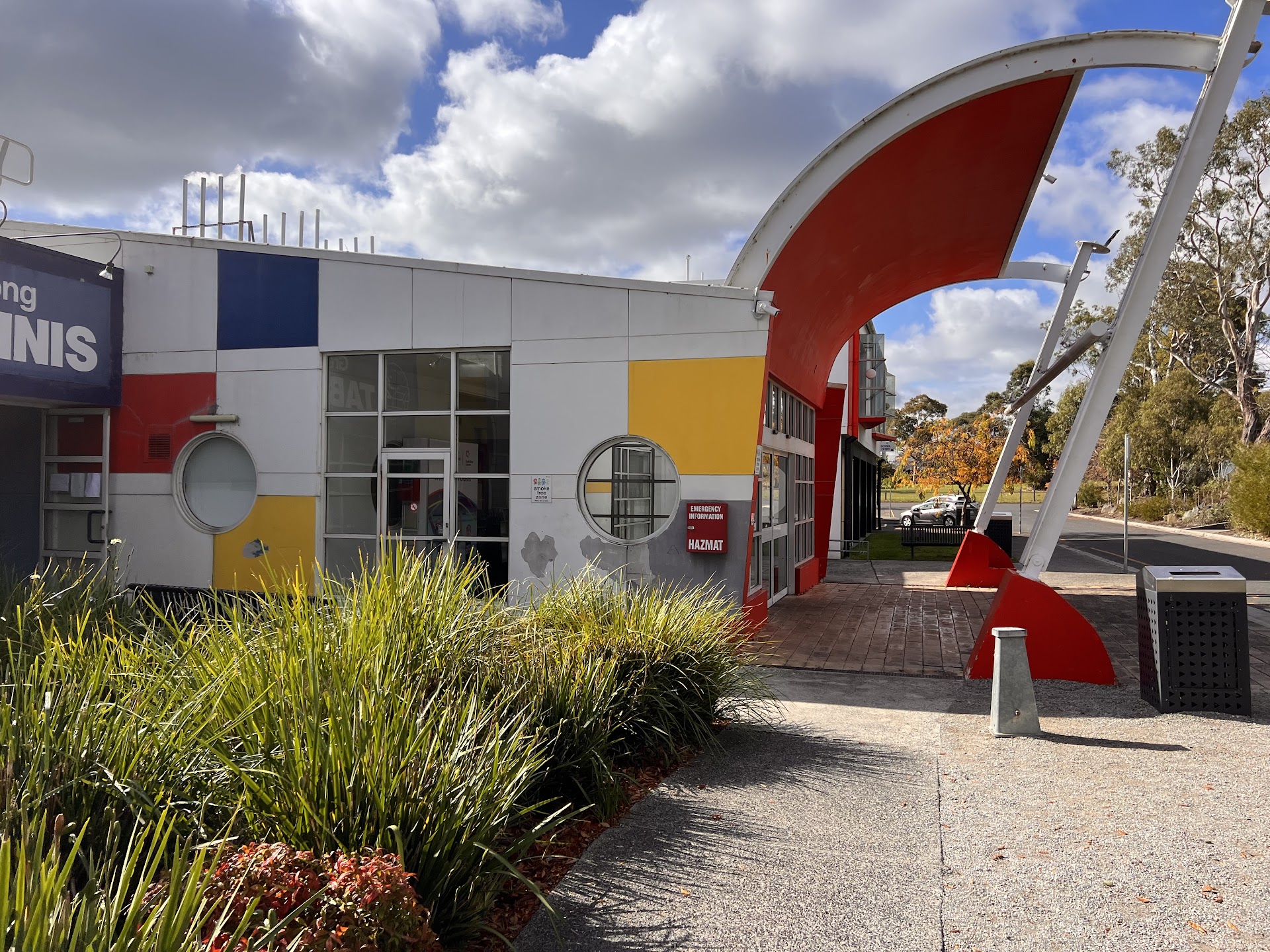 Dandenong Oasis photo 2