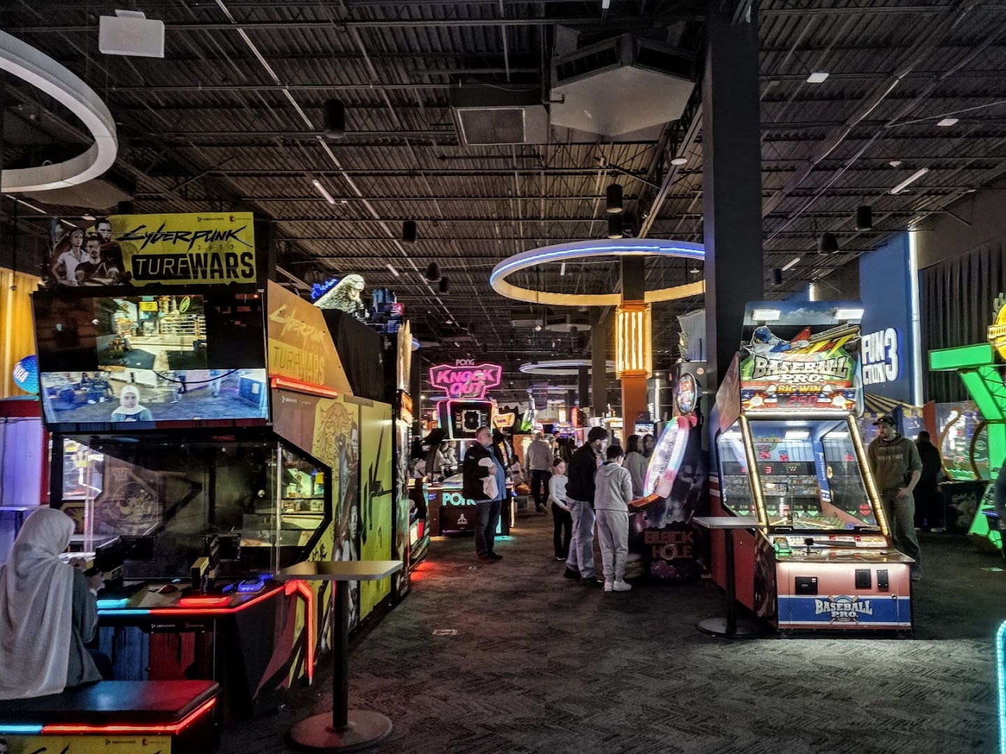 Dave & Buster's Livonia photo 2