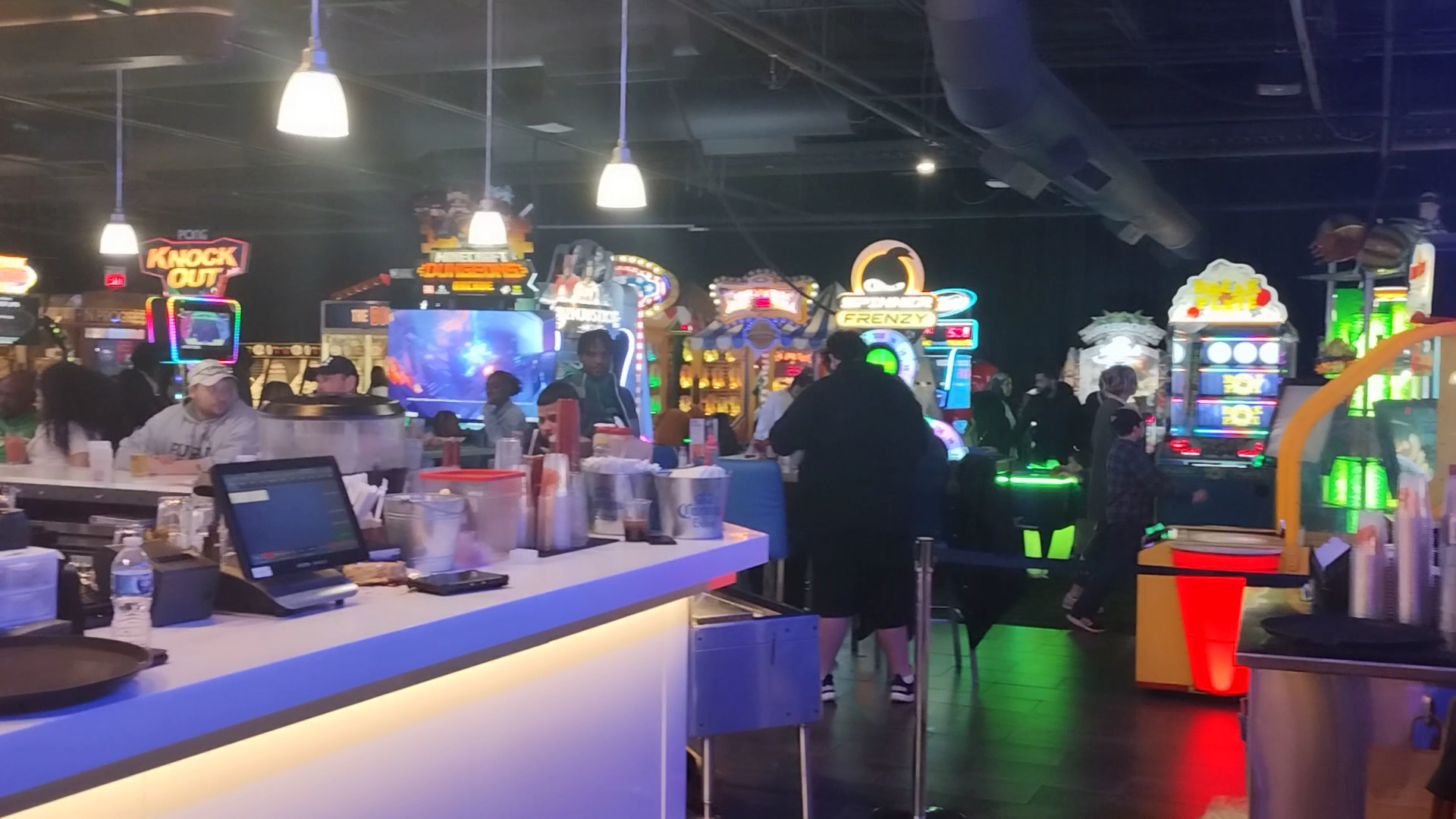 Dave & Buster's Philadelphia - Franklin Mills photo 2