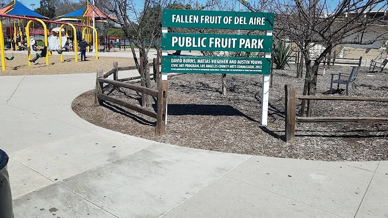 Del Aire Park photo 2