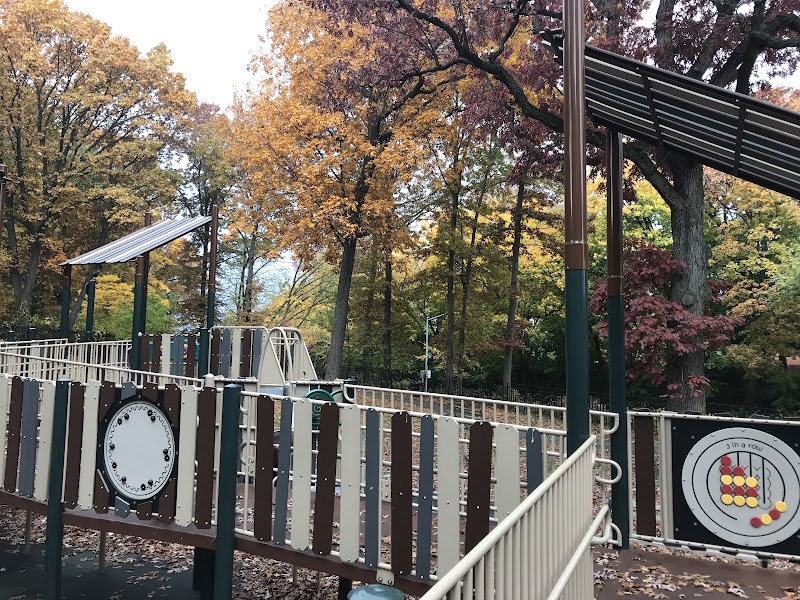 DeVoy Playground photo 3