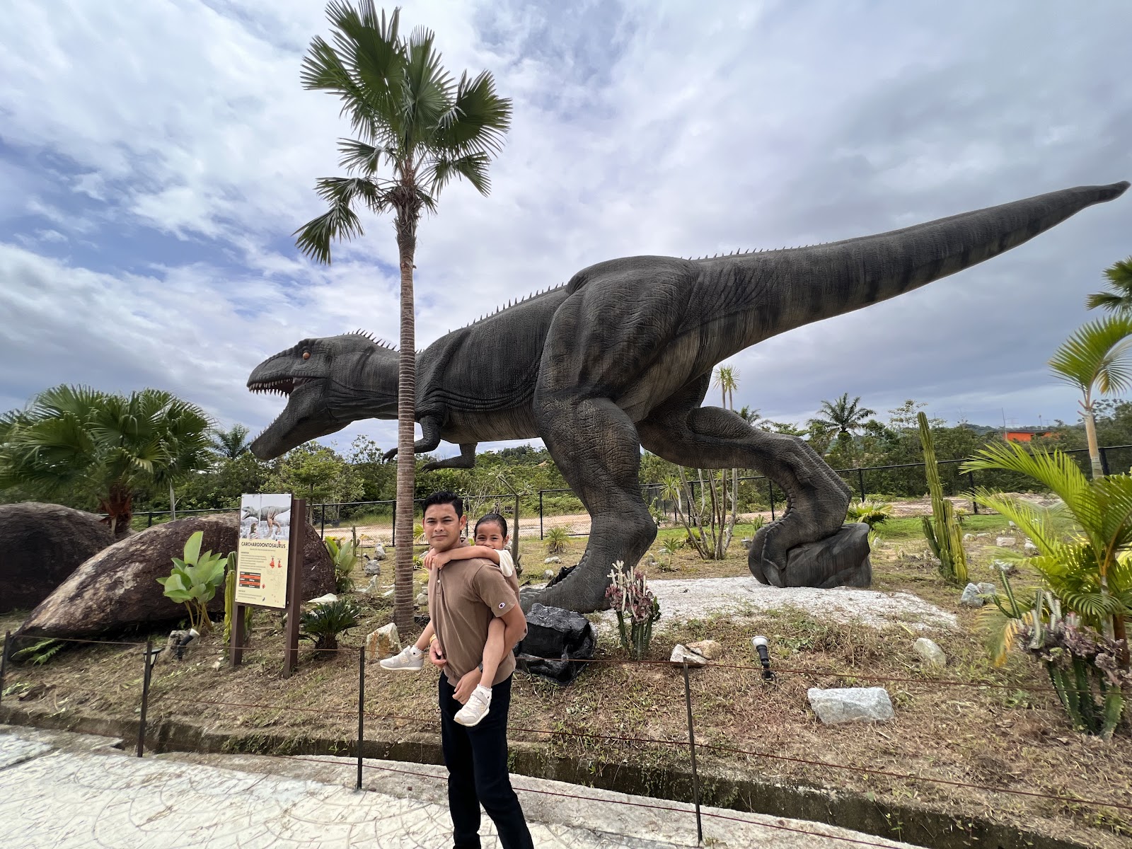 Dino Desert photo 2