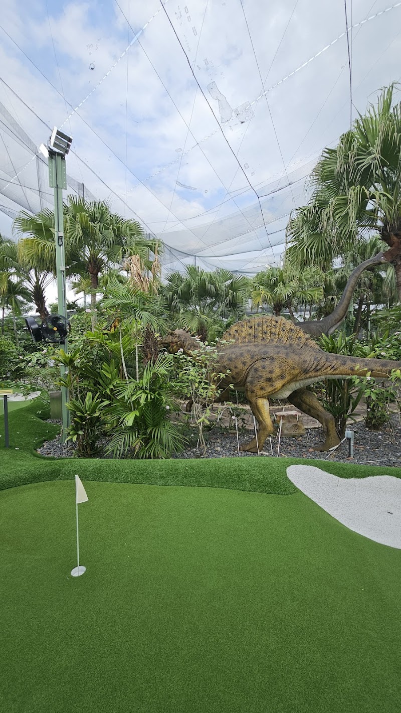 Dino Putt