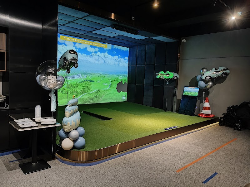 Dino Putt