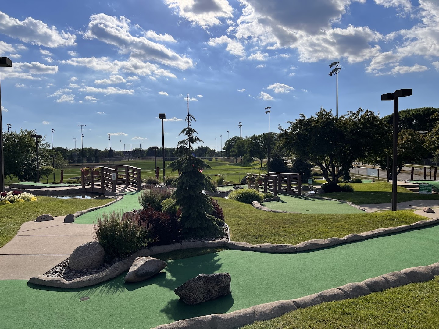 Dinosaur Dred Scott Miniature golf