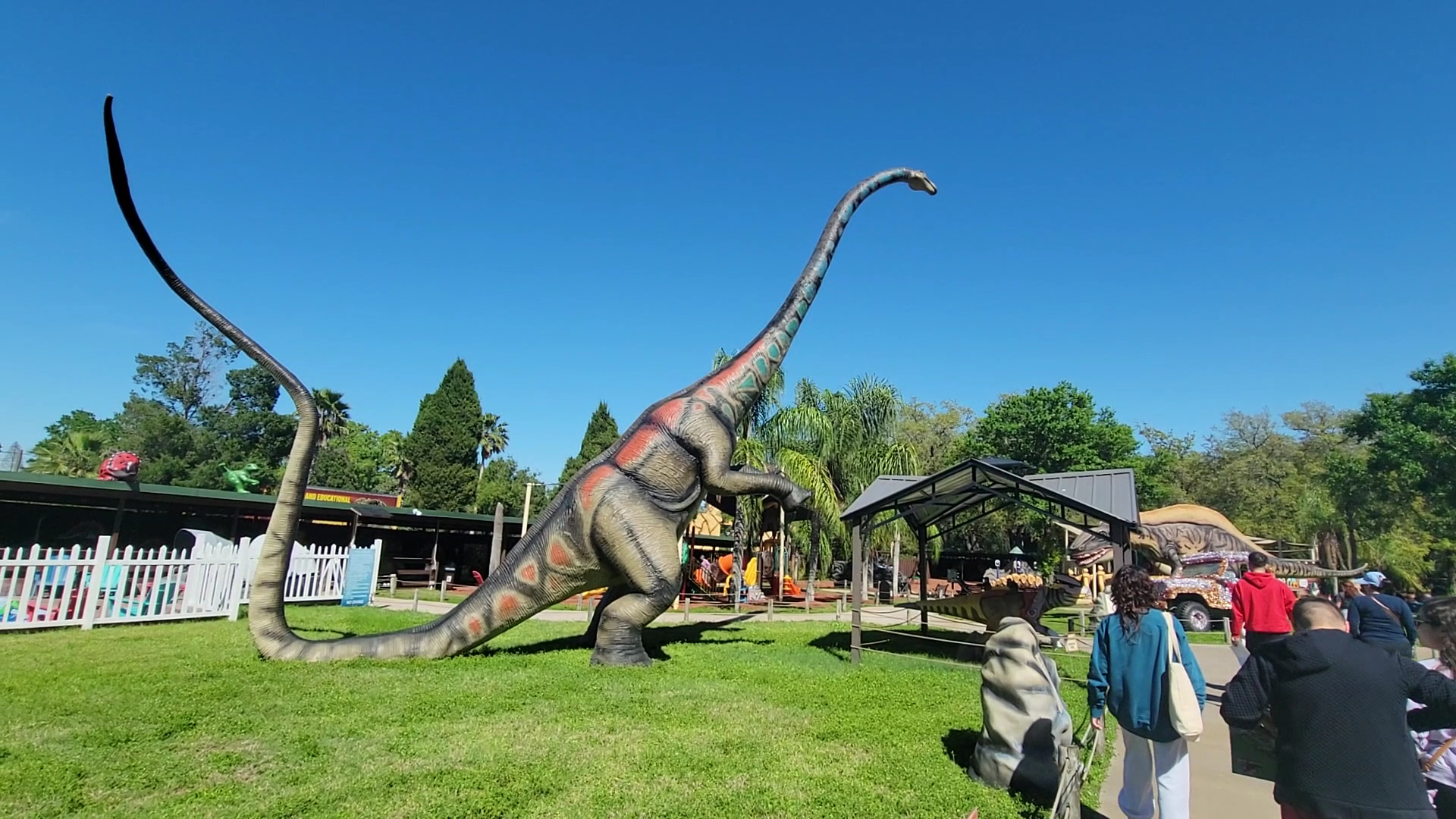 Dinosaur World photo 2