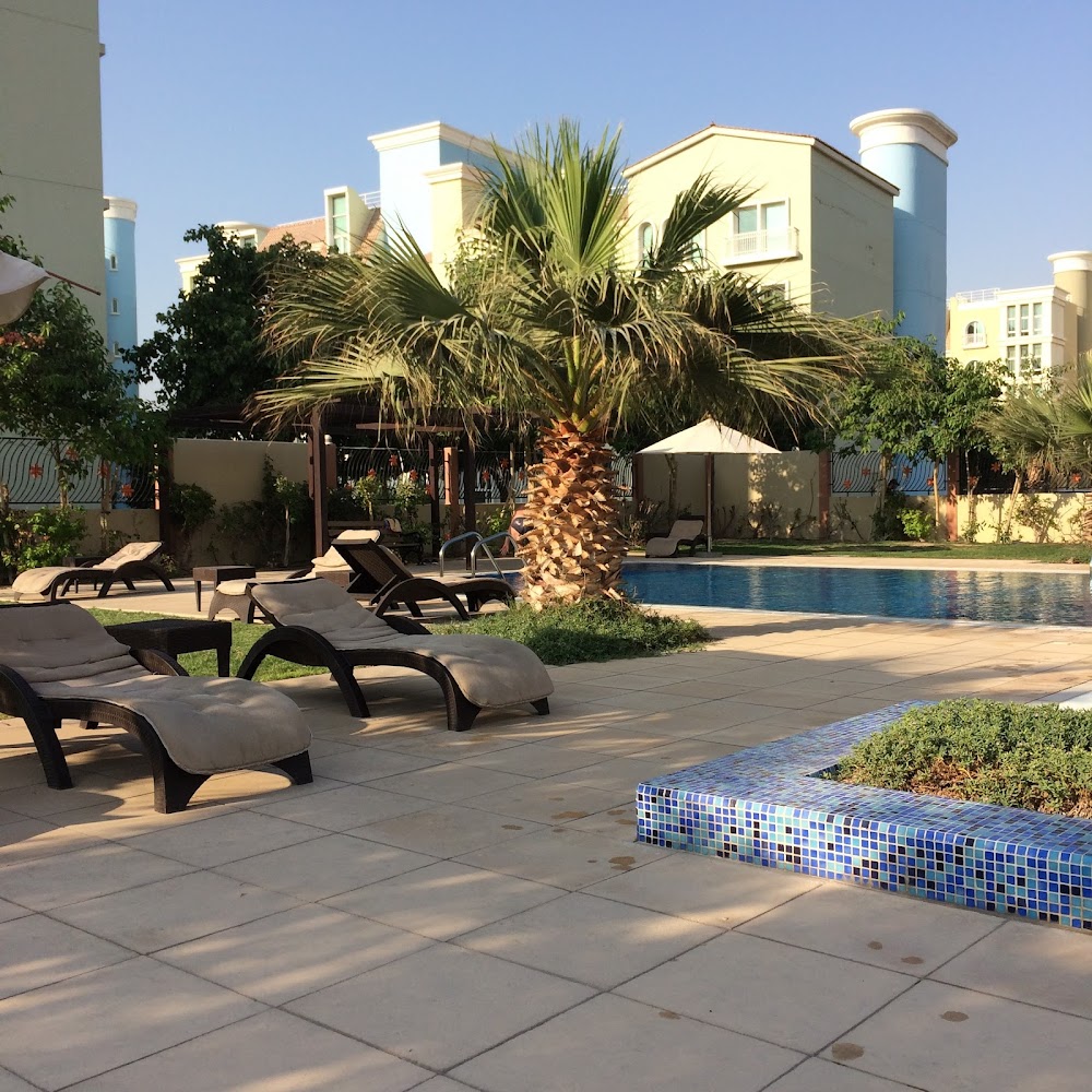 Discovery Gardens Pool 11 photo 4