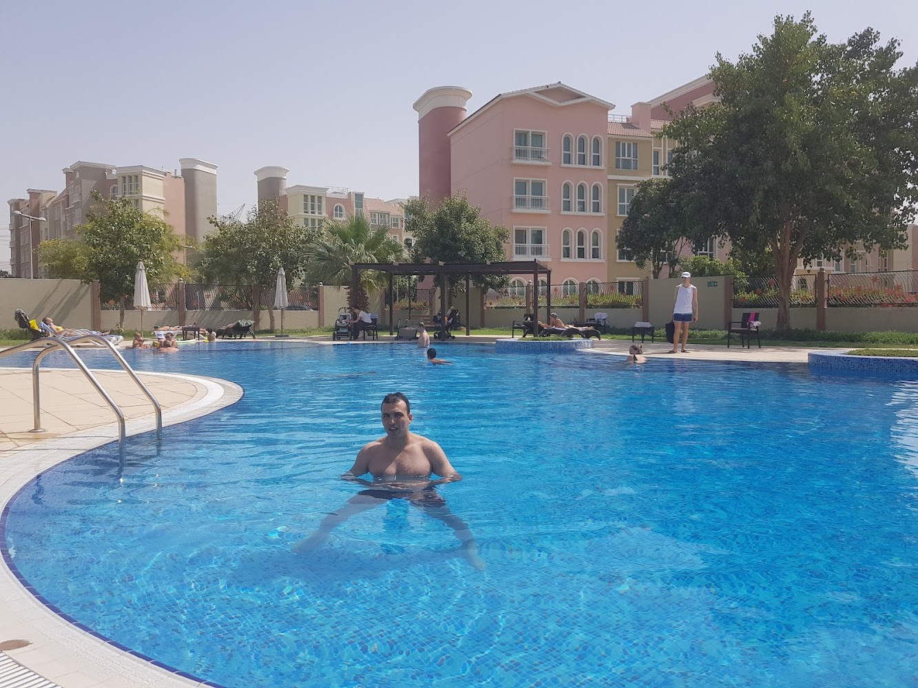 Discovery Gardens Pool 12 photo 2