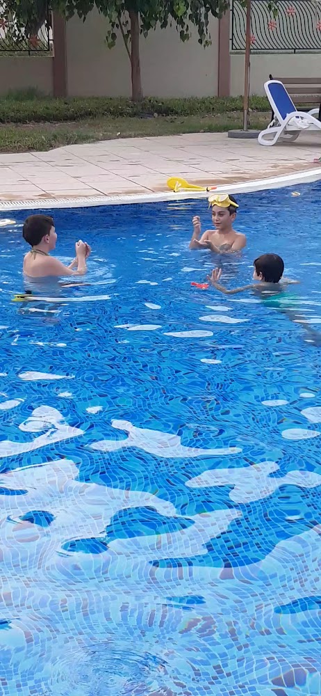 Discovery Gardens Pool 12 photo 3