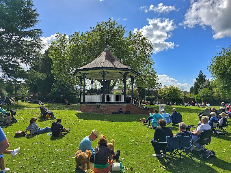 Droitwich Lido Park photo 2