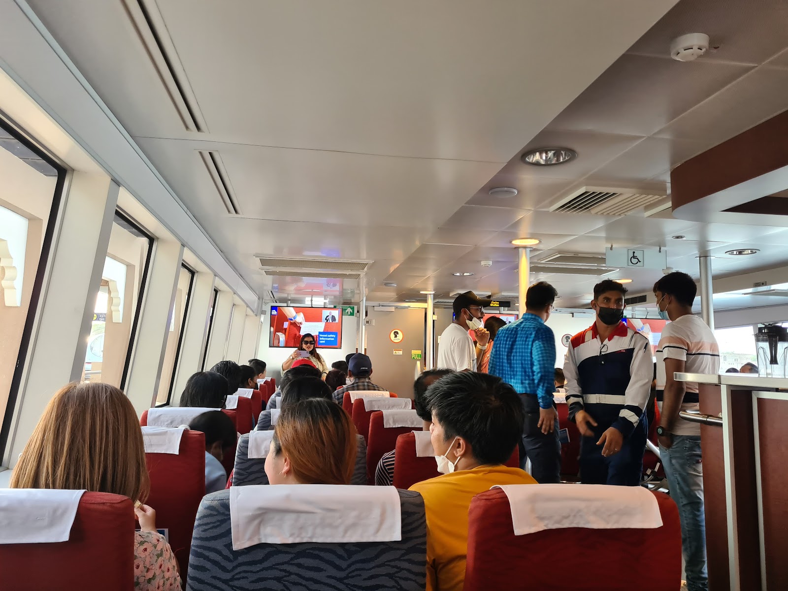 Dubai Ferry photo 2