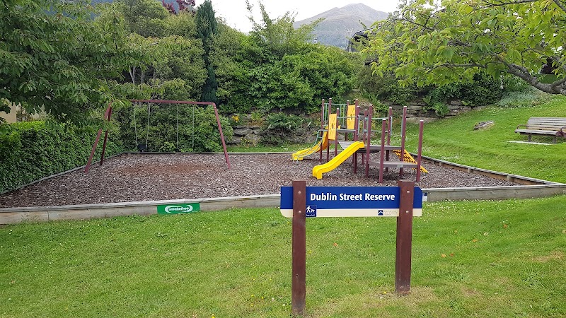 Dublin Street Reserve photo 2