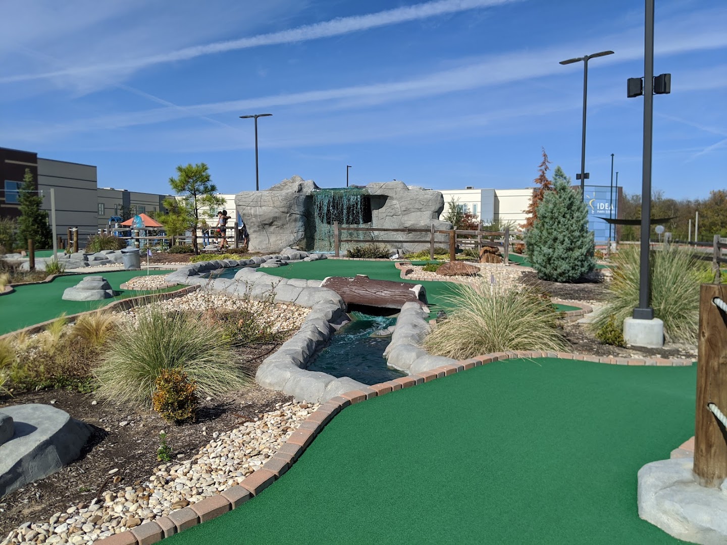Duke's Adventure Golf photo 3
