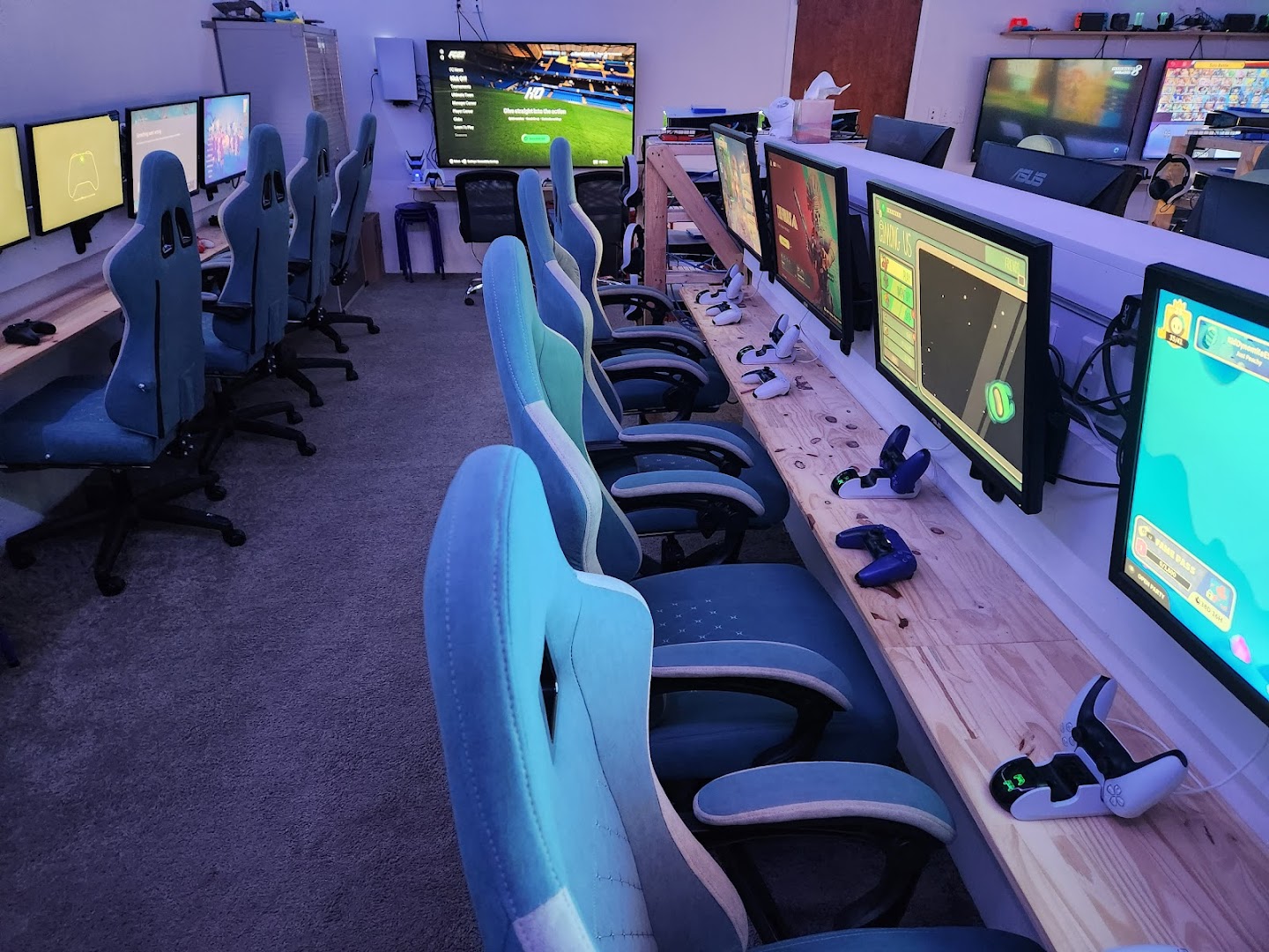 E-Sports Arcade photo 2