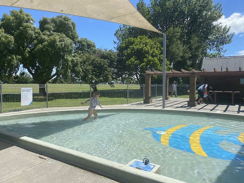 Edgar MacIntosh Park photo 3