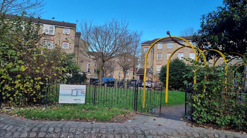 Elm Village Natural Play Area photo 2