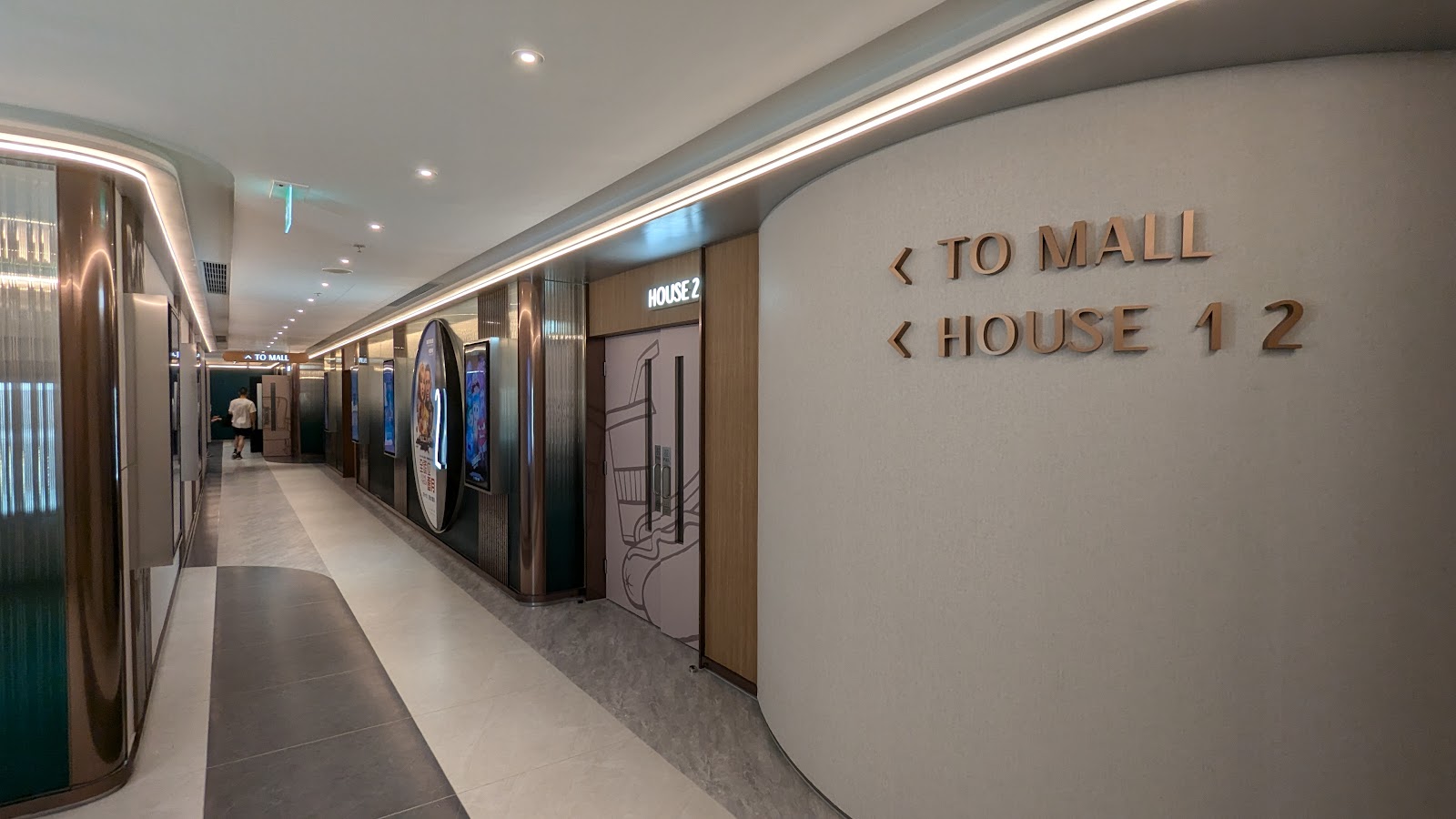 Emperor Cinemas (THE SOUTHSIDE) photo 4