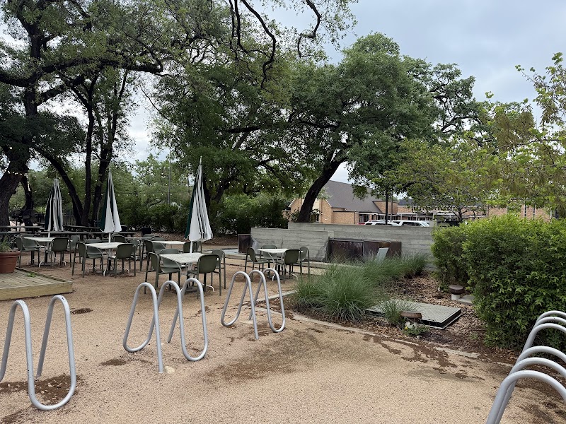 Evelyn's Park photo 2