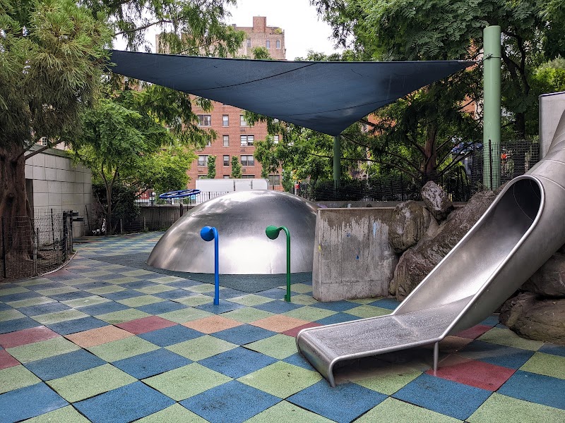 Evelyn's Playground photo 3