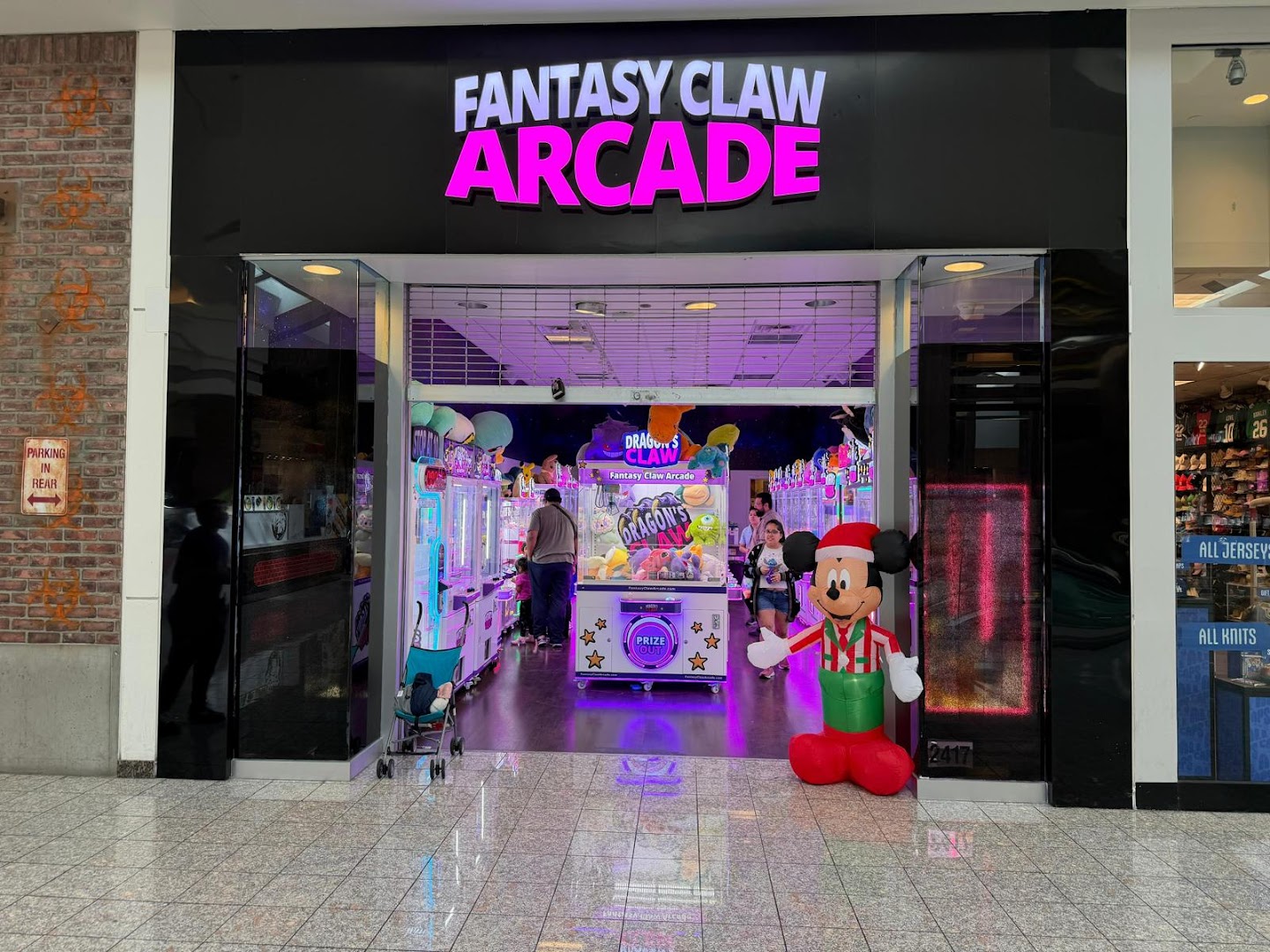 Fantasy Claw Arcade- Galleria Mall