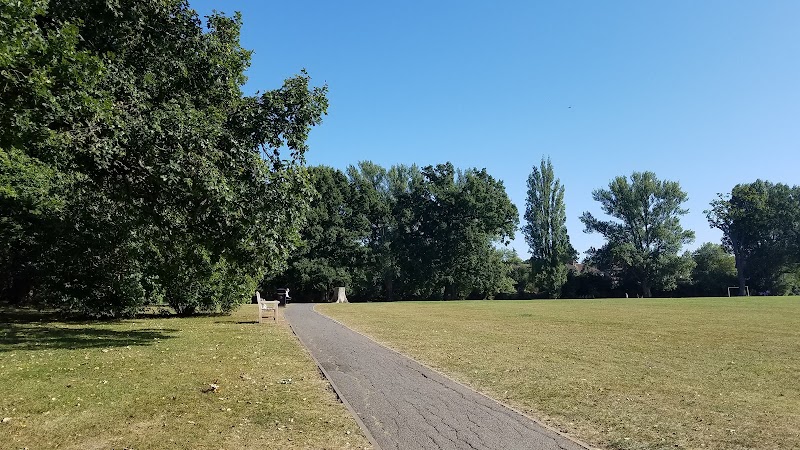 Farnborough Recreation Ground/Tugmutton Common photo 3