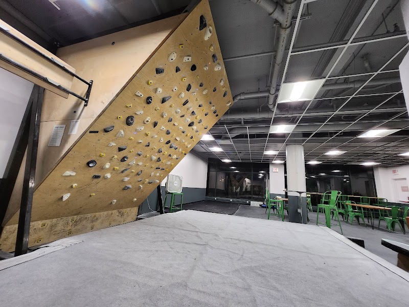 First Ascent Uptown photo 3