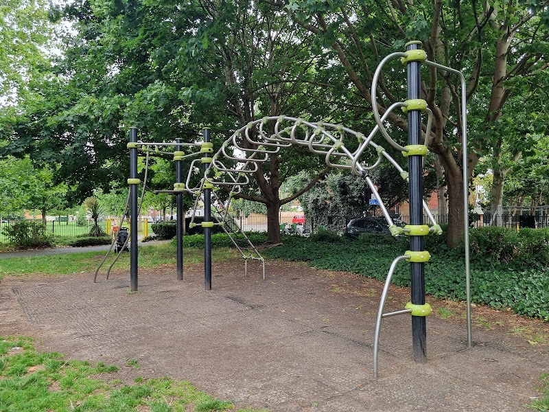 Fishers Lane Playground photo 3