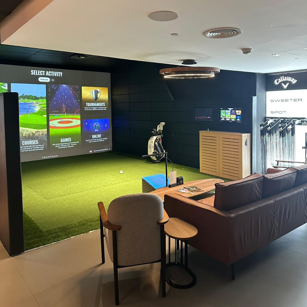 Five Iron Golf photo 2