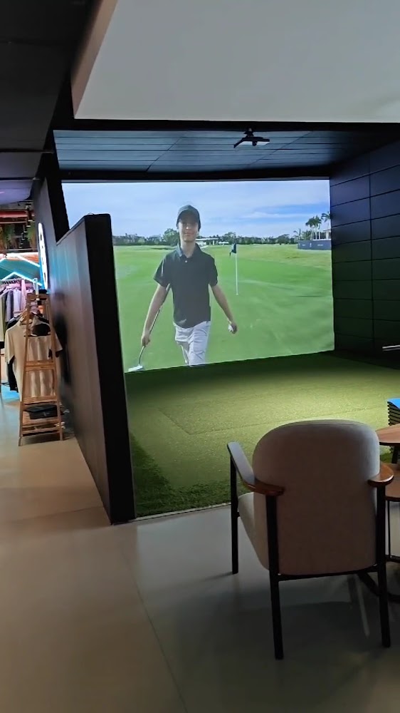 Five Iron Golf photo 3