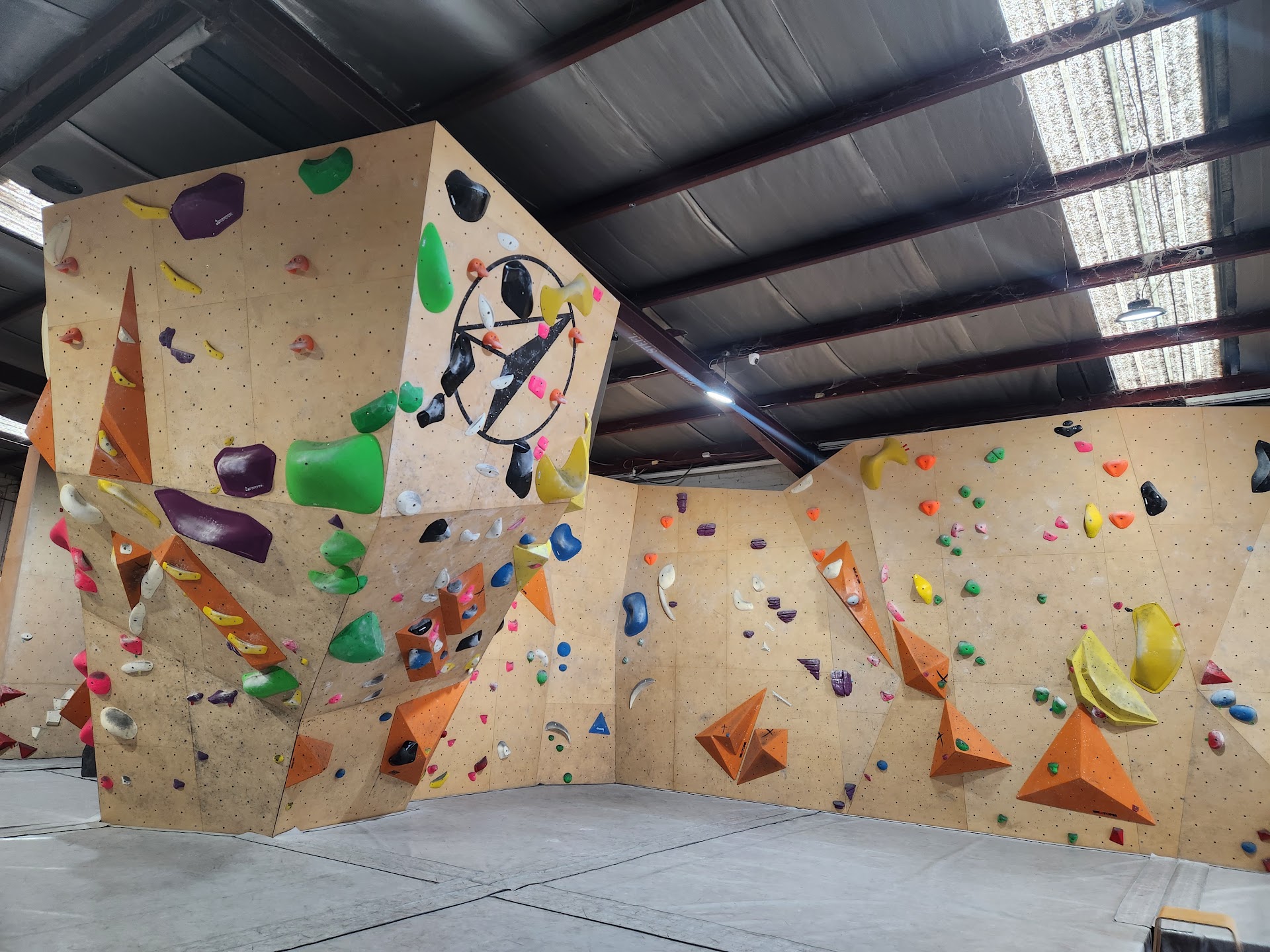 Flow Climbing photo 2