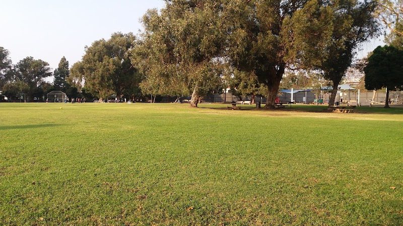 Fox Hills Park
