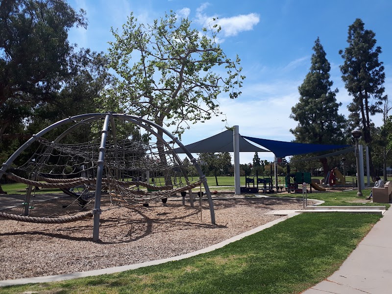 Fox Hills Park photo 2