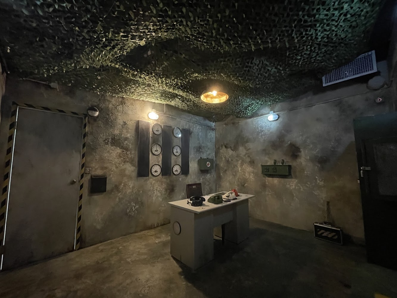 Fox in a Box Hong Kong Escape Rooms photo 2