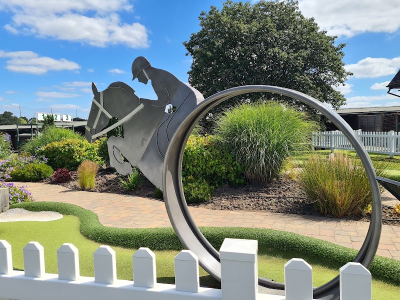 Galloping MiniGolf