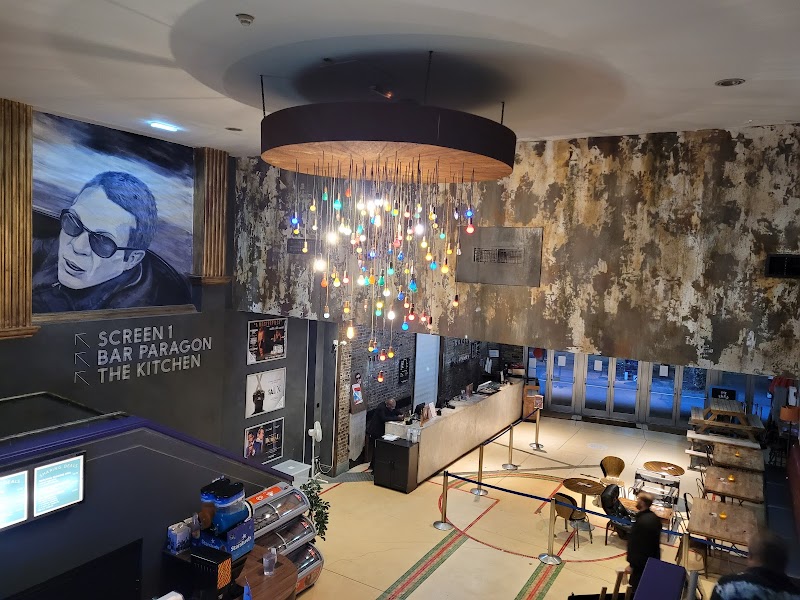 Genesis Cinema photo 2