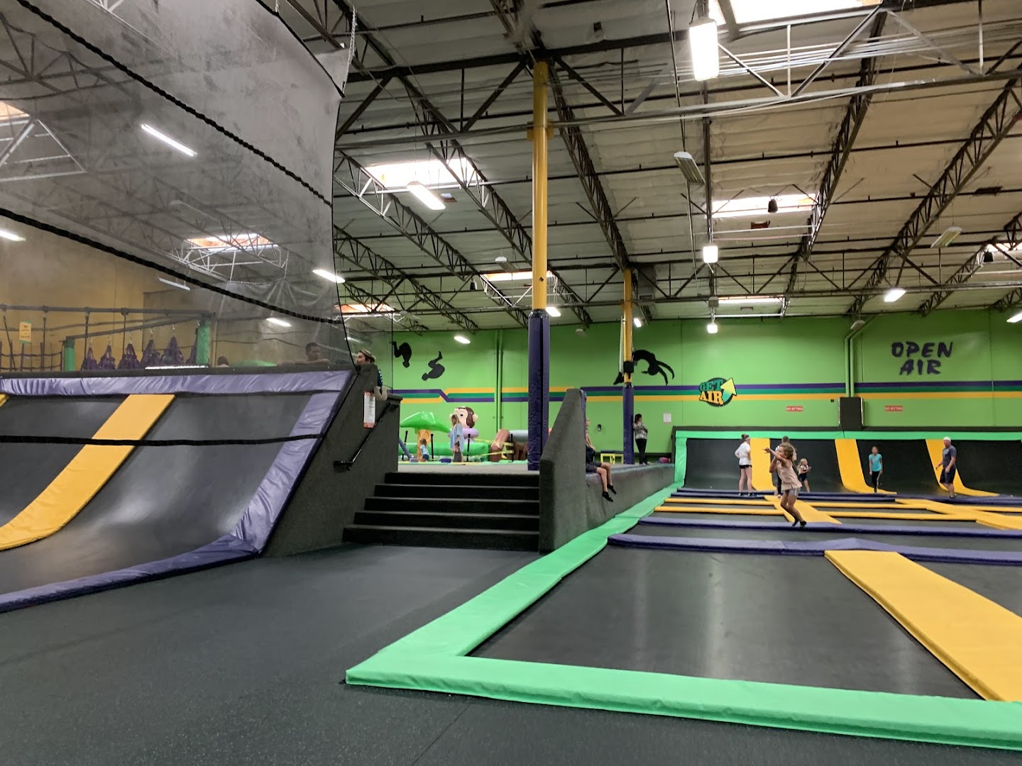 Get Air Trampoline Park photo 3