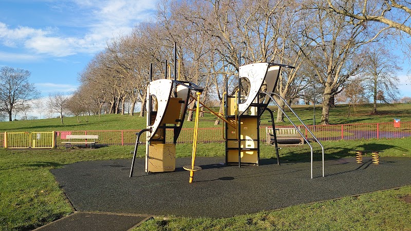 Gladstone Park Children's Playground