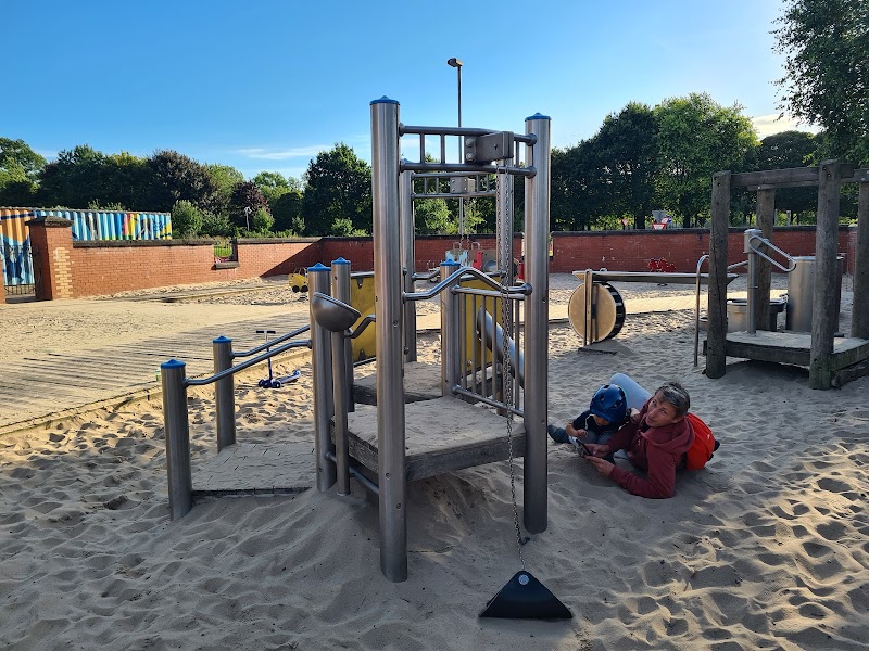 Glasgow Green Play Village photo 2