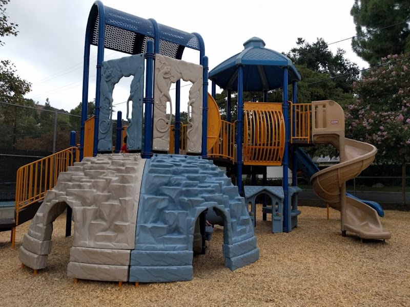Glenoaks Park