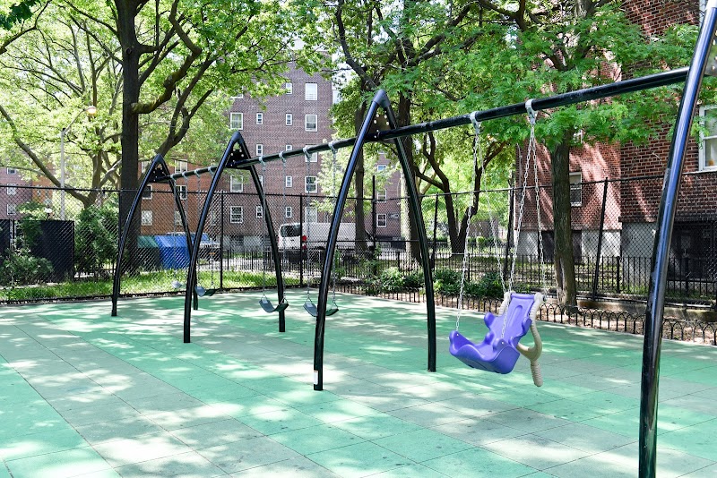 Glenwood Playground photo 2