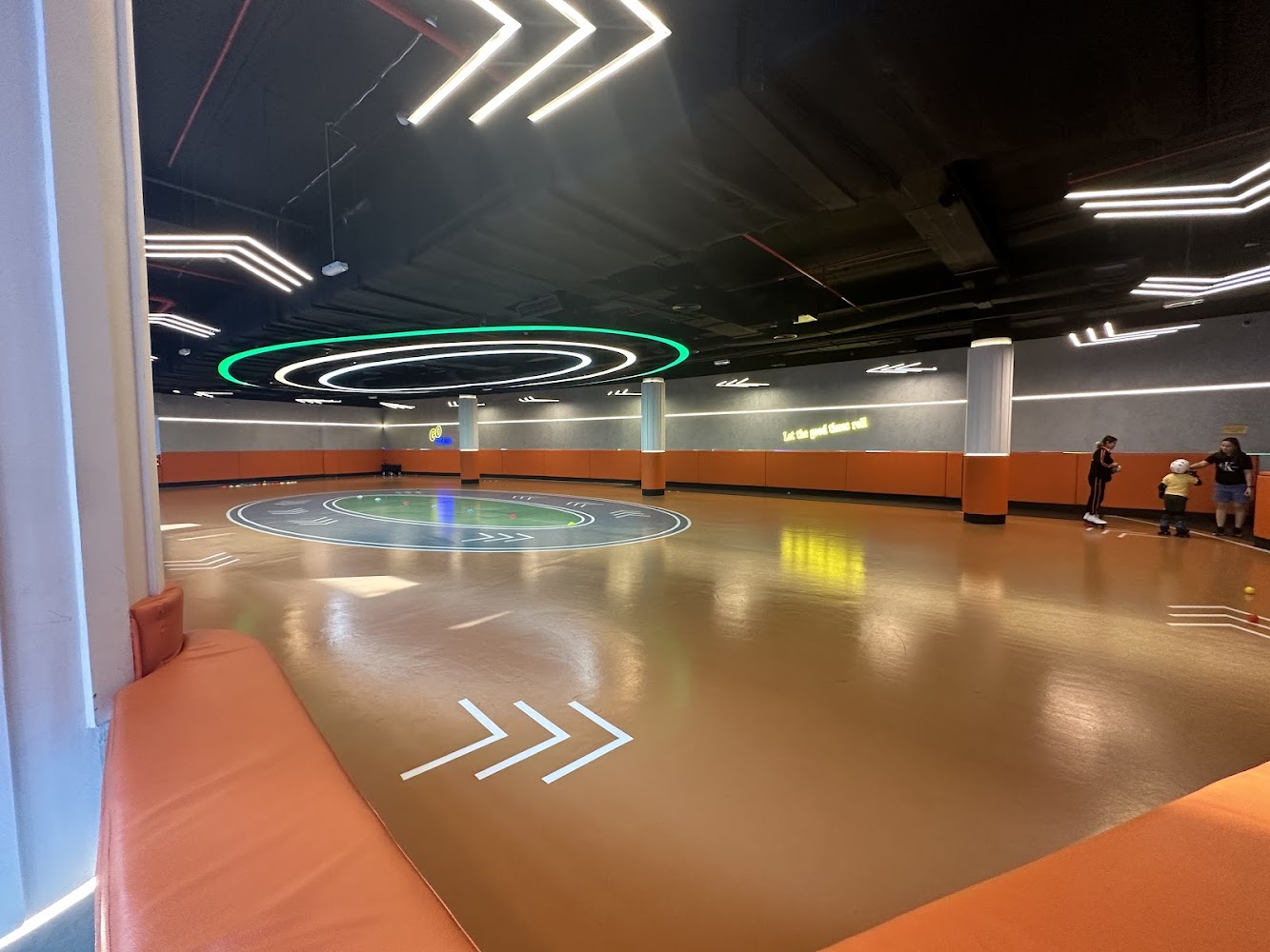 Go Skate Roller Skating photo 2