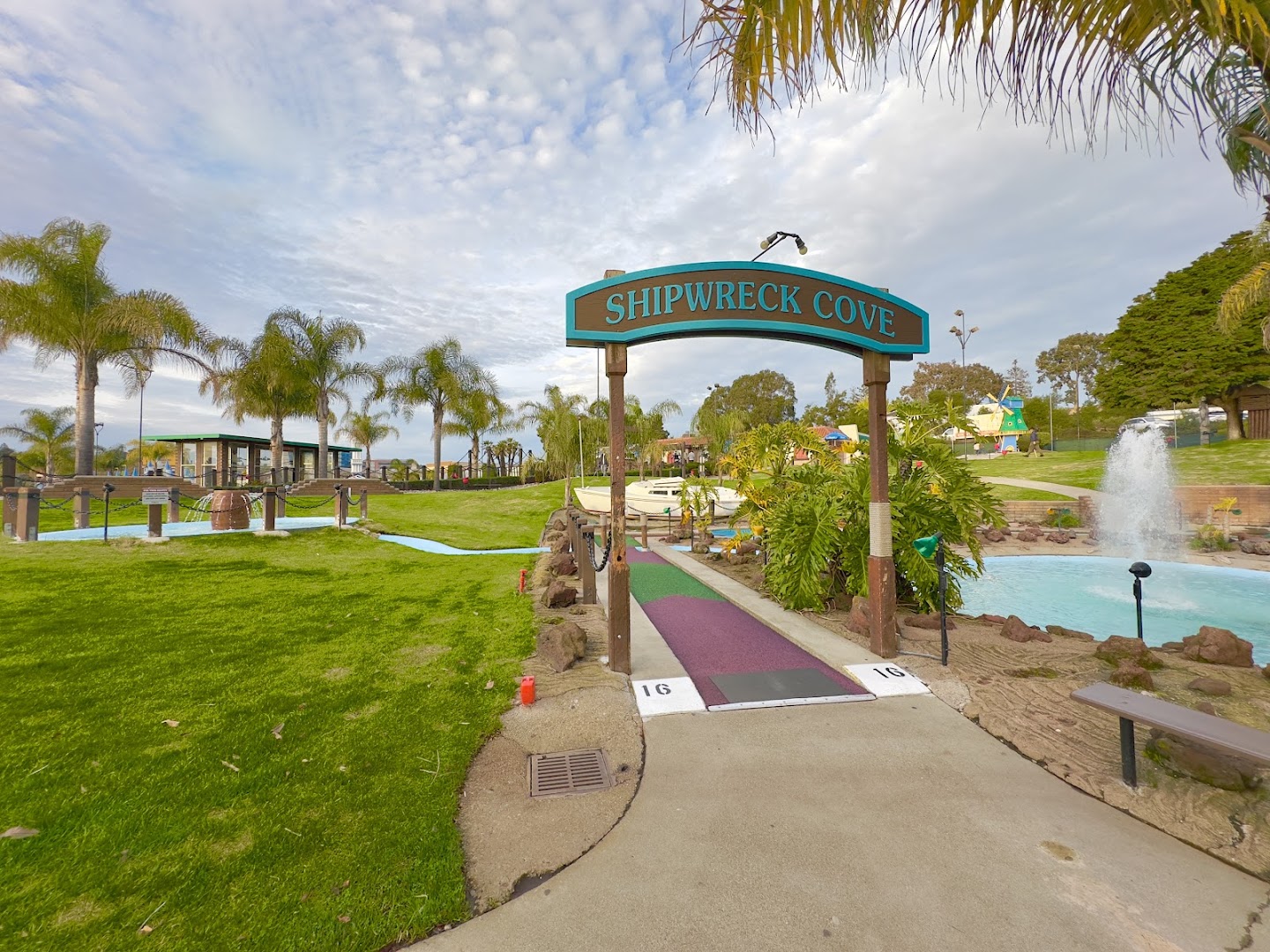 Golden Tee Golfland photo 2