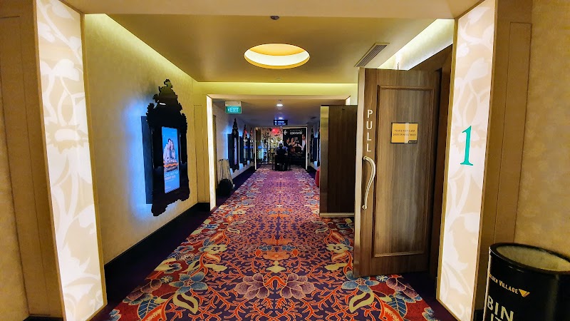 Golden Village Katong photo 2