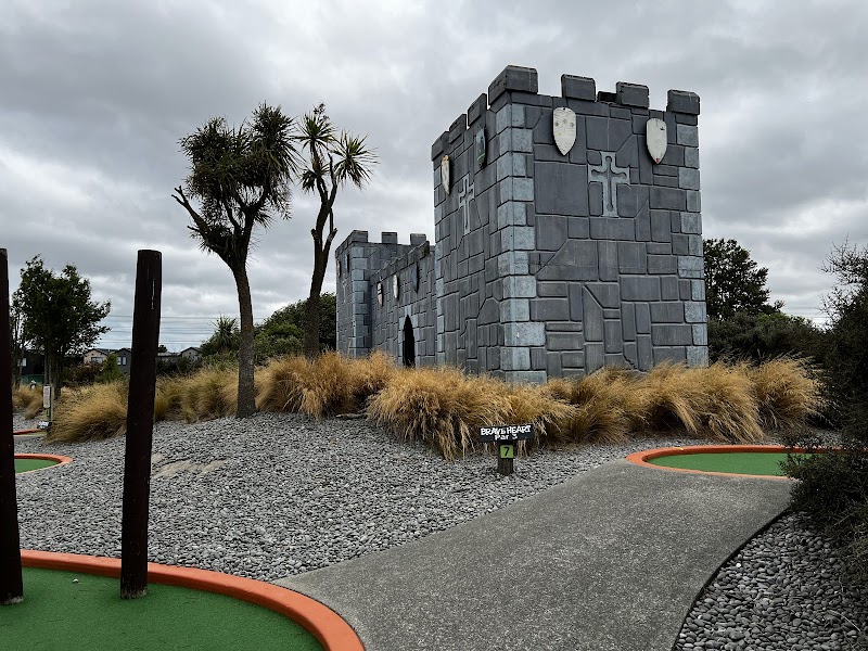 Golf Warehouse Driving Range & Minigolf - Riccarton Park photo 3