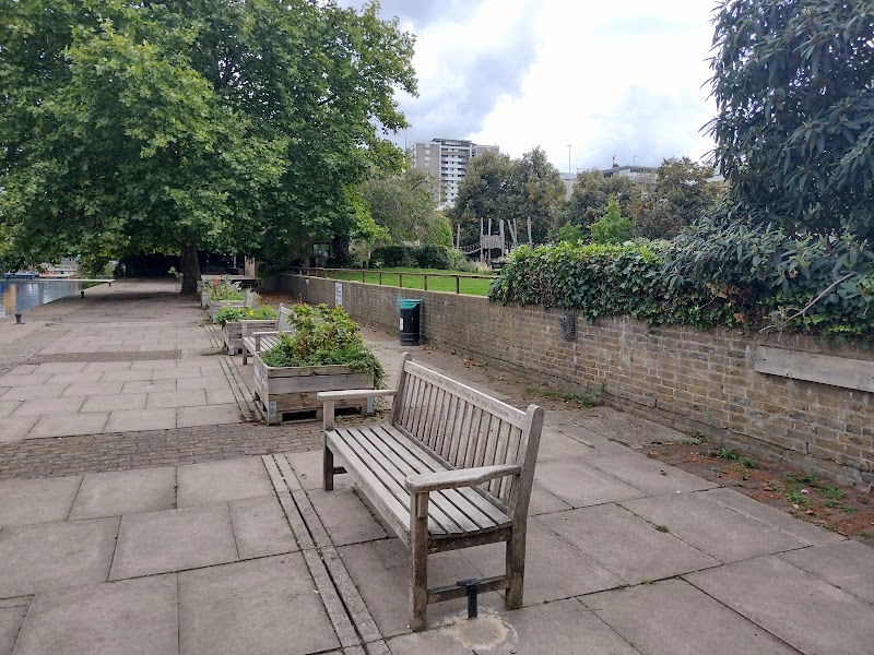 Graham Street Playground photo 2