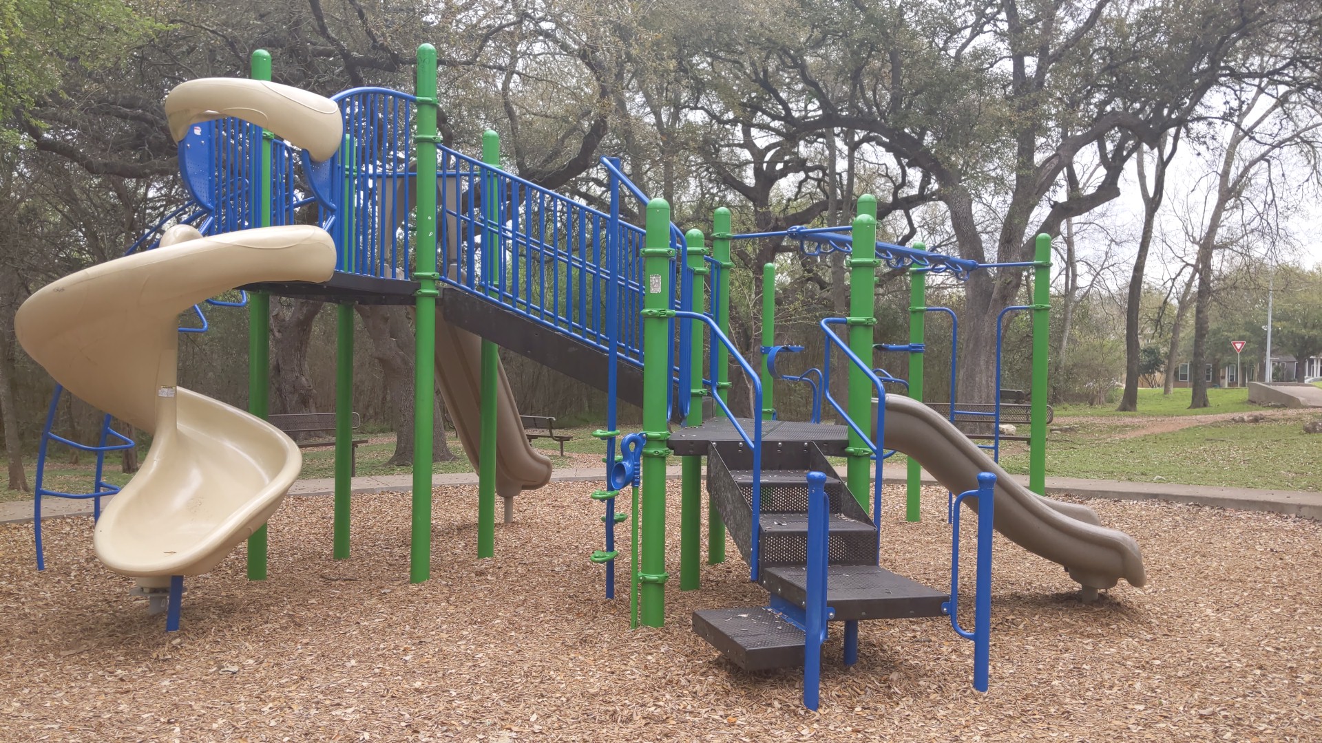 Grand Oaks Playground