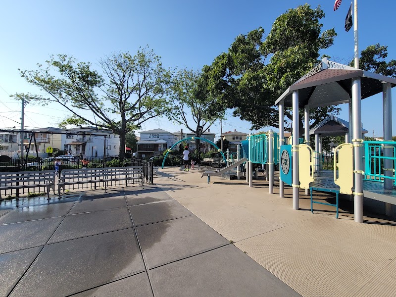 Grassmere Playground photo 2
