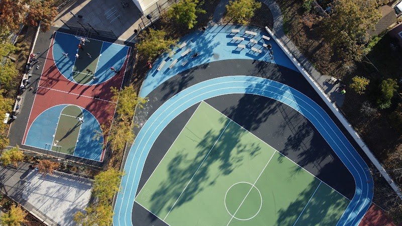 Grassmere Playground photo 3