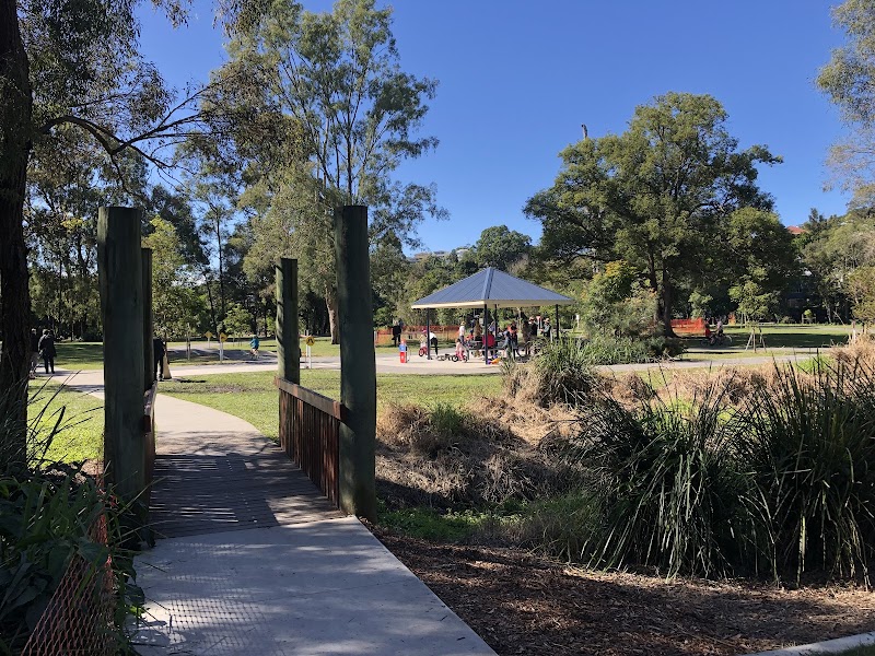 Grinstead Park photo 2